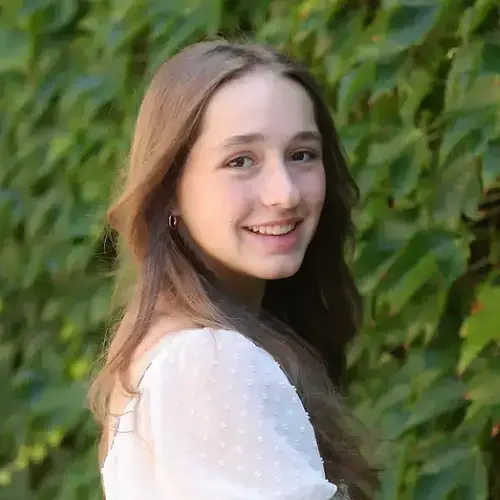 Talia L.